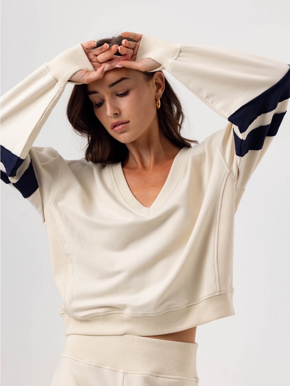 We Are Sundays - 26-11-209 - Winslow - Cream V-Neck Sweatshirt with Navy Stripes